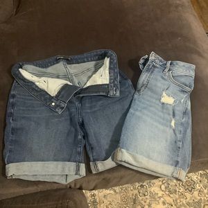 Gently used pet free smoke free home women’s shorts